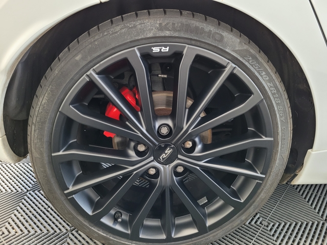 Renault Renault Clio IV R.S. 1.6T 220ch RS TROPHY EDC