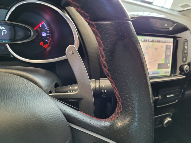 Renault Renault Clio IV R.S. 1.6T 220ch RS TROPHY EDC