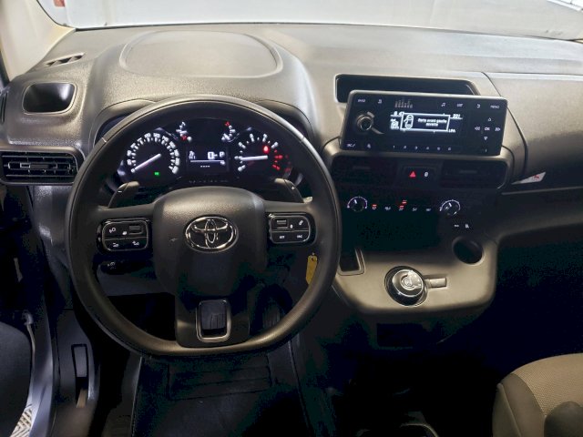 Toyota Toyota Proace City Long 1.5 130 D-4D Dynamic BVA8 5 places