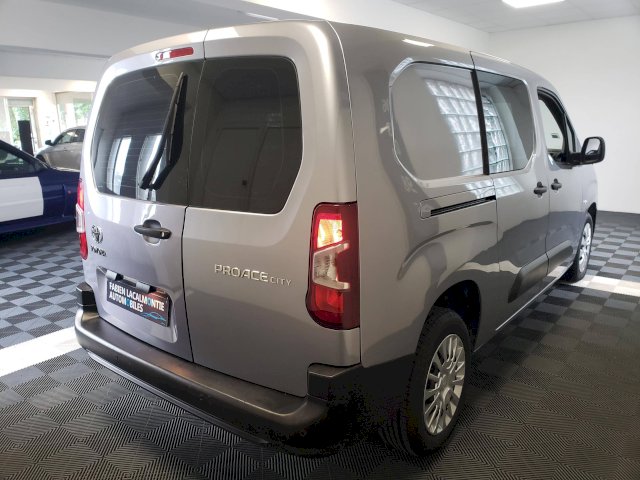 Toyota Toyota Proace City Long 1.5 130 D-4D Dynamic BVA8 5 places