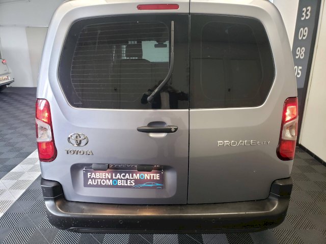 Toyota Toyota Proace City Long 1.5 130 D-4D Dynamic BVA8 5 places