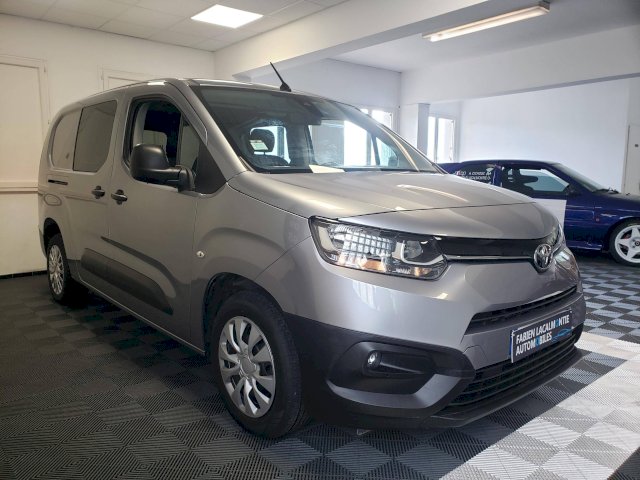 Toyota Toyota Proace City Long 1.5 130 D-4D Dynamic BVA8 5 places