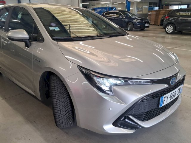 Toyota Toyota Corolla X 122h Dynamic Business