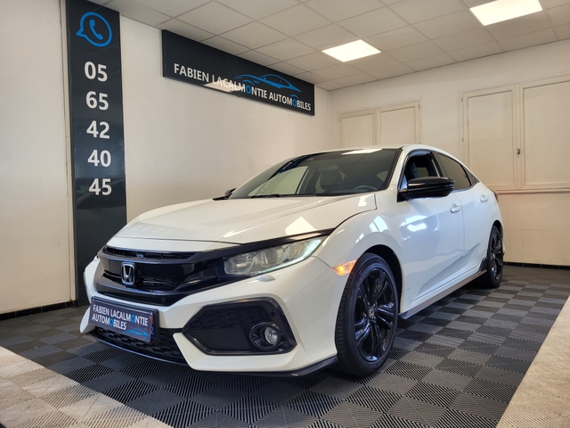 Honda Honda Civic 1.0 i-VTEC 126ch Dynamic CVT - Attelage - Véhicule français - Distribution 2025
