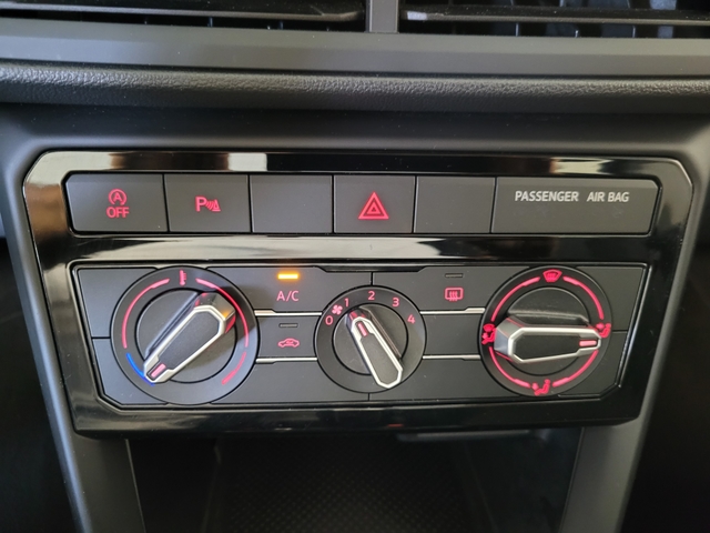 Volkswagen Volkswagen T-Cross 1.0 TSI 115ch Lounge Business DSG7 - Attelage - Carplay