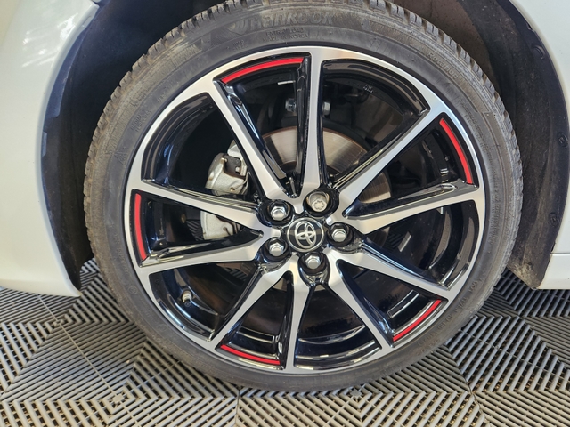 Toyota Toyota Yaris 116h GR Sport