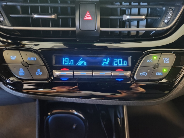 Toyota Toyota C-Hr 122h Edition Nav