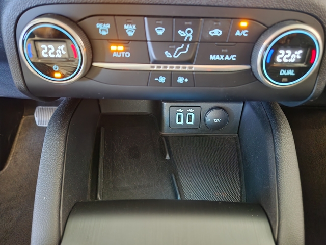 Ford Ford Kuga III 2.5 Duratec 190ch FHEV Titanium e-CVT