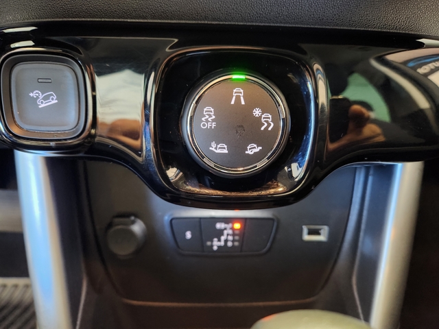 Citroen Citroën C3 Aircross BlueHDi 120ch Shine EAT6 - GPS - Carplay - Grip Control