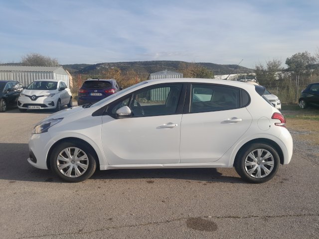 Peugeot Peugeot 208 Business R  1.6 BlueHDi 100 S&S Active 5p