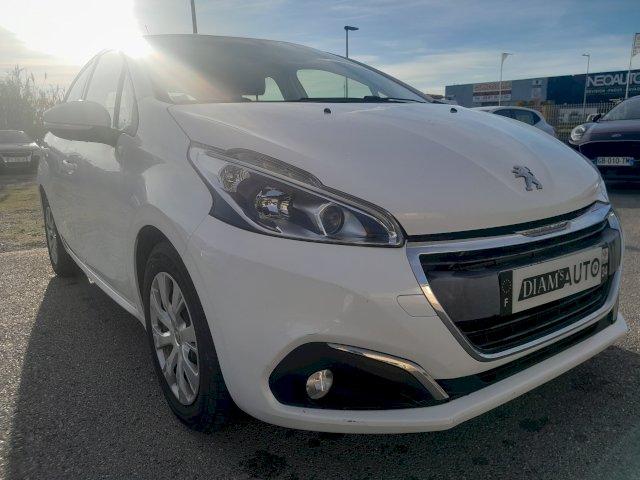 Peugeot Peugeot 208 Business R  1.6 BlueHDi 100 S&S Active 5p