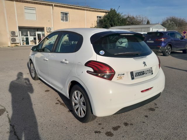 Peugeot Peugeot 208 Business R  1.6 BlueHDi 100 S&S Active 5p