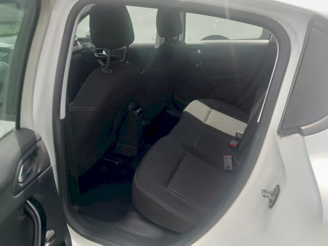 Peugeot Peugeot 208 Business R  1.6 BlueHDi 100 S&S Active 5p
