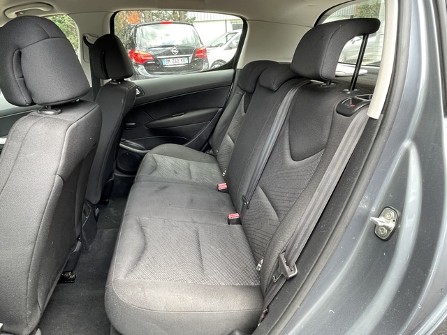 Peugeot Peugeot 308  1.6 HDi110 FAP Confort Pack 5p