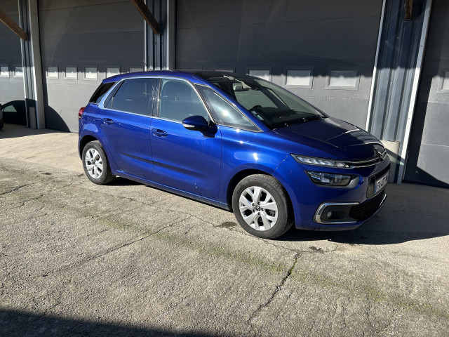 Citroen Citroën C4 II BlueHDi 120ch Millenium Business S&S EAT8