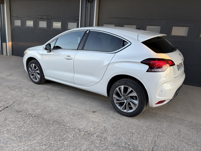 Citroen Citroën DS4  1.6 e-HDi115 Airdream Executive ETG6
