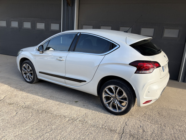 Citroen Citroën DS4  2.0 HDi160 FAP Sport Chic