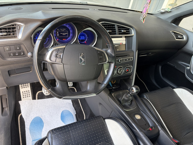 Citroen Citroën DS4  2.0 HDi160 FAP Sport Chic
