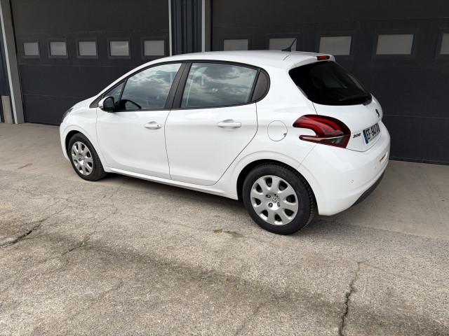 Peugeot 208 Affaire Premium Pack