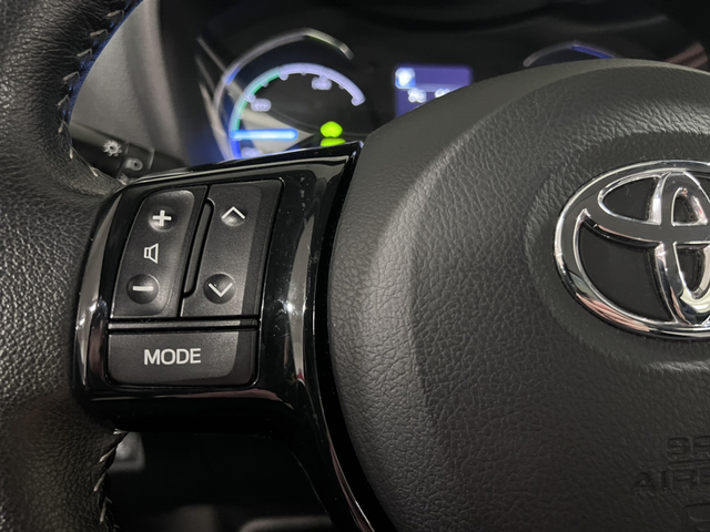 Toyota Toyota Yaris III HSD 100h Dynamic 5p