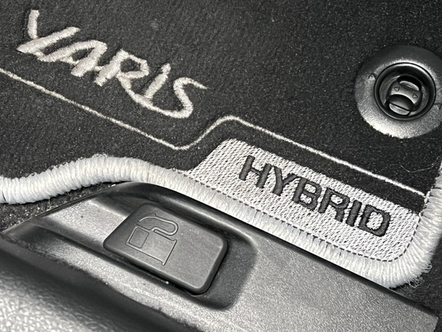 Toyota Toyota Yaris III HSD 100h Dynamic 5p