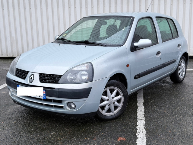 Renault Renault Clio II (B/C65) 1.2 16v 75ch Authentique 5p