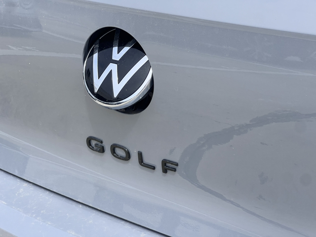 Volkswagen Volkswagen Golf VIII 8.5 R-Line 1.5 300TSI 160 7DSG