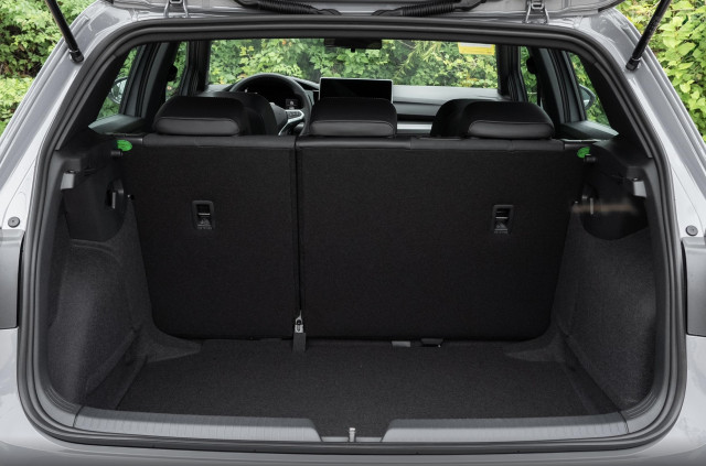 Volkswagen Volkswagen Golf VIII 8.5 R-Line 1.5 300TSI 160 7DSG