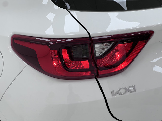 Kia KX1 DLX 1.4 100ch