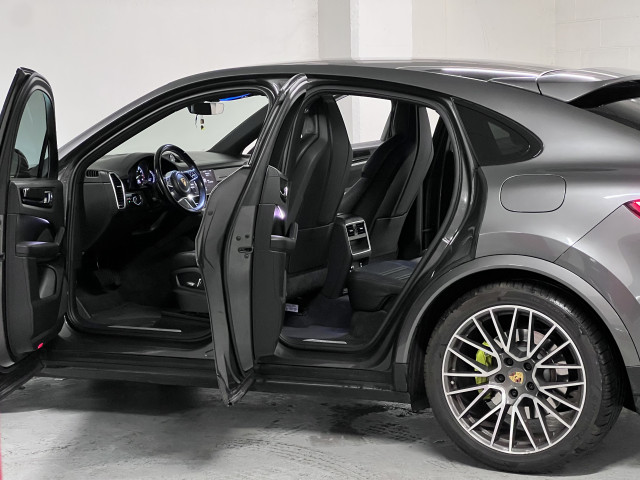 Porsche Porsche Cayenne III 3.0 462ch E-Hybrid