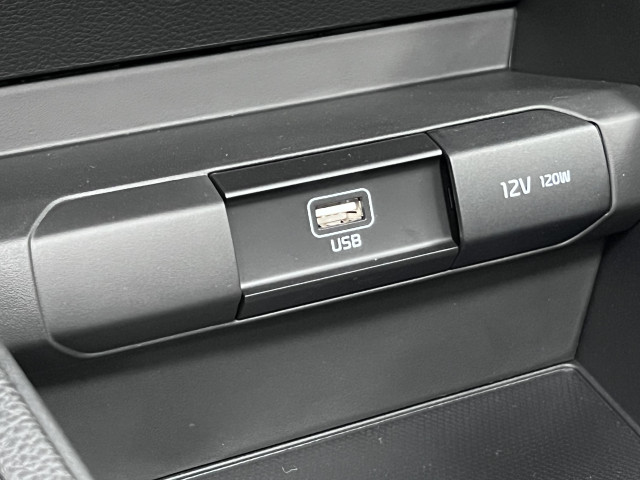 Kia KX1 DLX 1.4 100ch