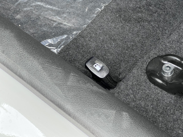 Kia KX1 DLX 1.4 100ch