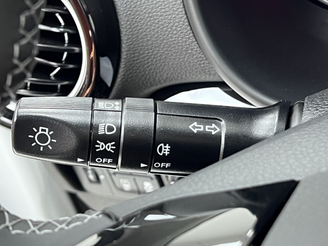 Kia KX1 DLX 1.4 100ch