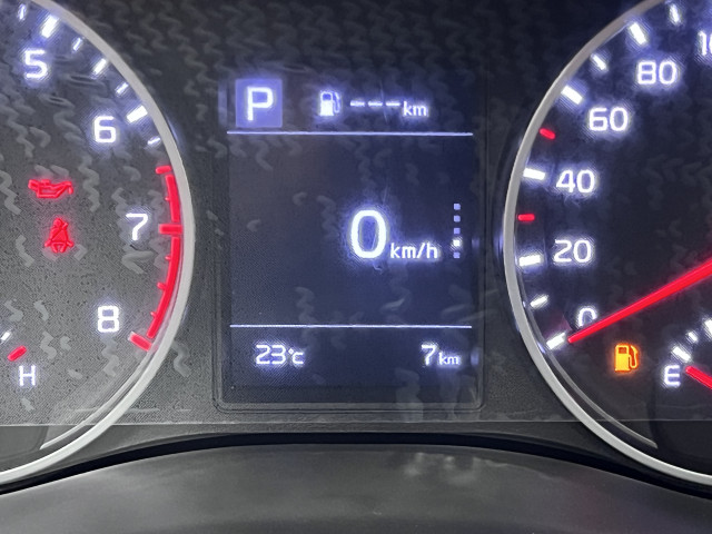 Kia KX1 DLX 1.4 100ch