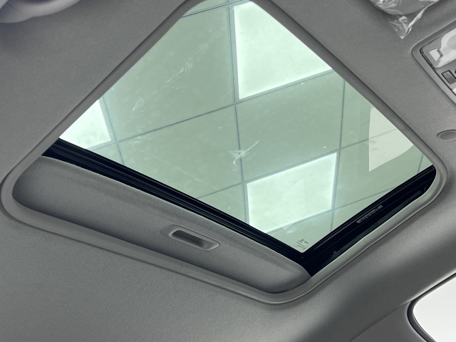 Kia KX1 DLX 1.4 100ch