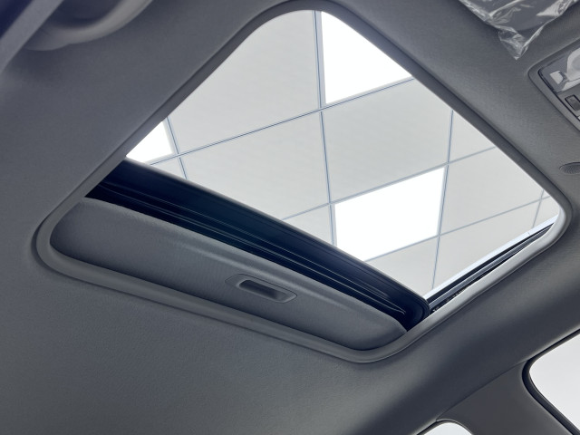 Kia KX1 DLX 1.4 100ch