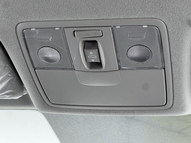 Kia KX1 DLX 1.4 100ch