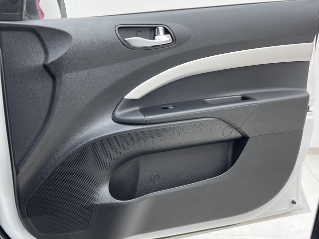 Kia KX1 DLX 1.4 100ch