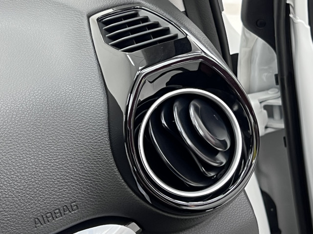 Kia KX1 DLX 1.4 100ch