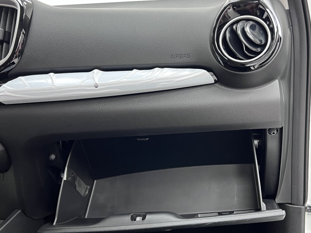 Kia KX1 DLX 1.4 100ch