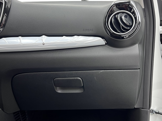 Kia KX1 DLX 1.4 100ch