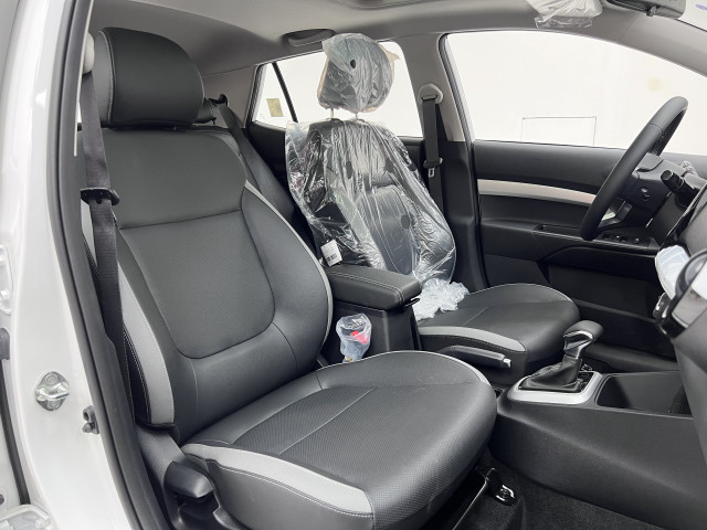 Kia KX1 DLX 1.4 100ch