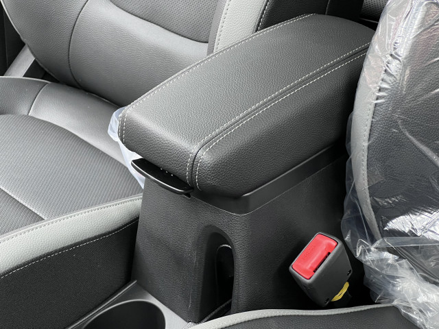 Kia KX1 DLX 1.4 100ch