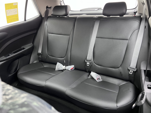 Kia KX1 DLX 1.4 100ch