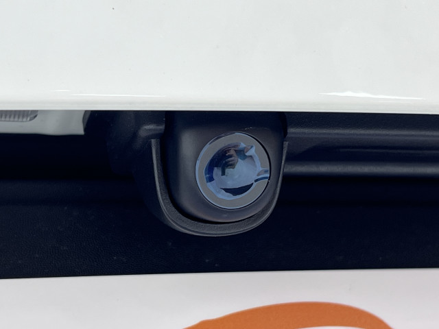 Kia KX1 DLX 1.4 100ch