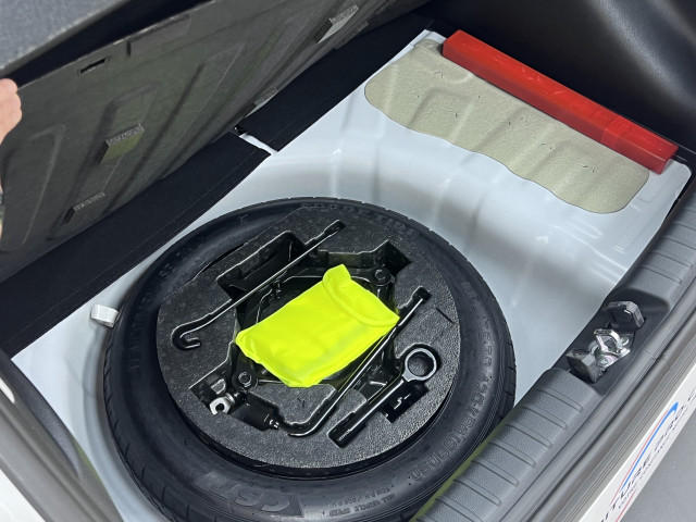 Kia KX1 DLX 1.4 100ch