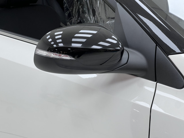 Kia KX1 DLX 1.4 100ch