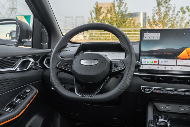 GEELY Geely Coolray L 1.5TD DCT Battle Battle (Binyue) 1.5TD 181ch