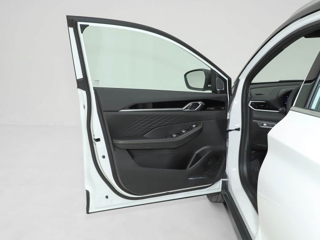 GEELY GEELY Coolray Binyue L 1.5TD 181ch DCT Starlight