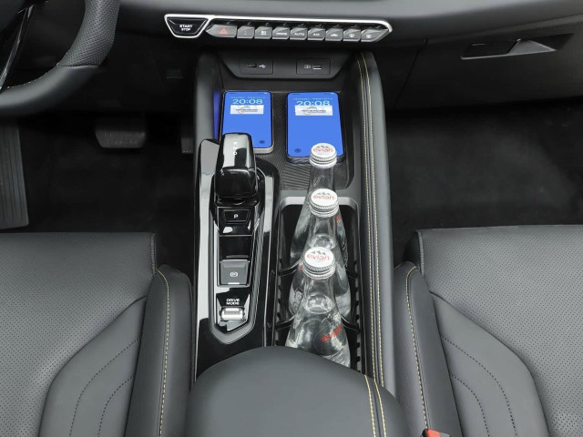 GEELY GEELY Coolray Binyue L 1.5TD 181ch DCT Starlight